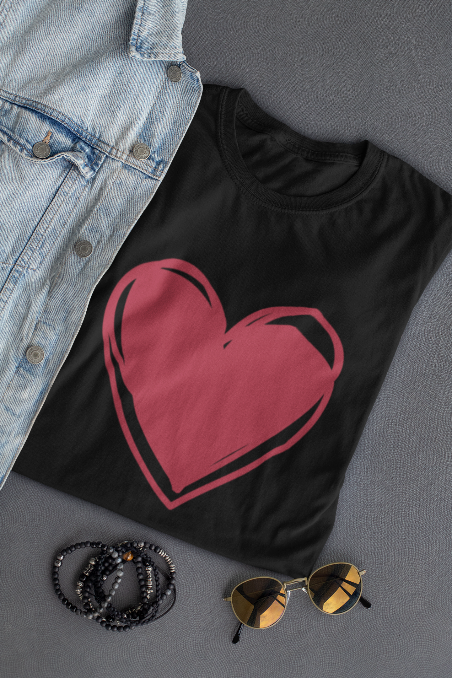 Black Unisex Big Heart T-shirt